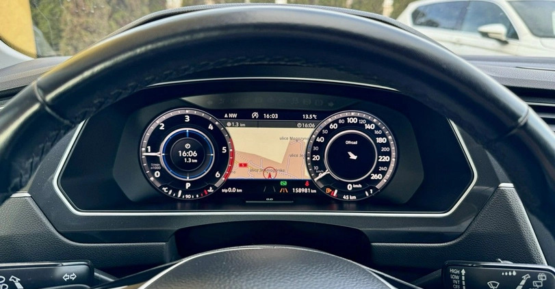 Volkswagen Tiguan cena 119900 przebieg: 150000, rok produkcji 2018 z Góra małe 781